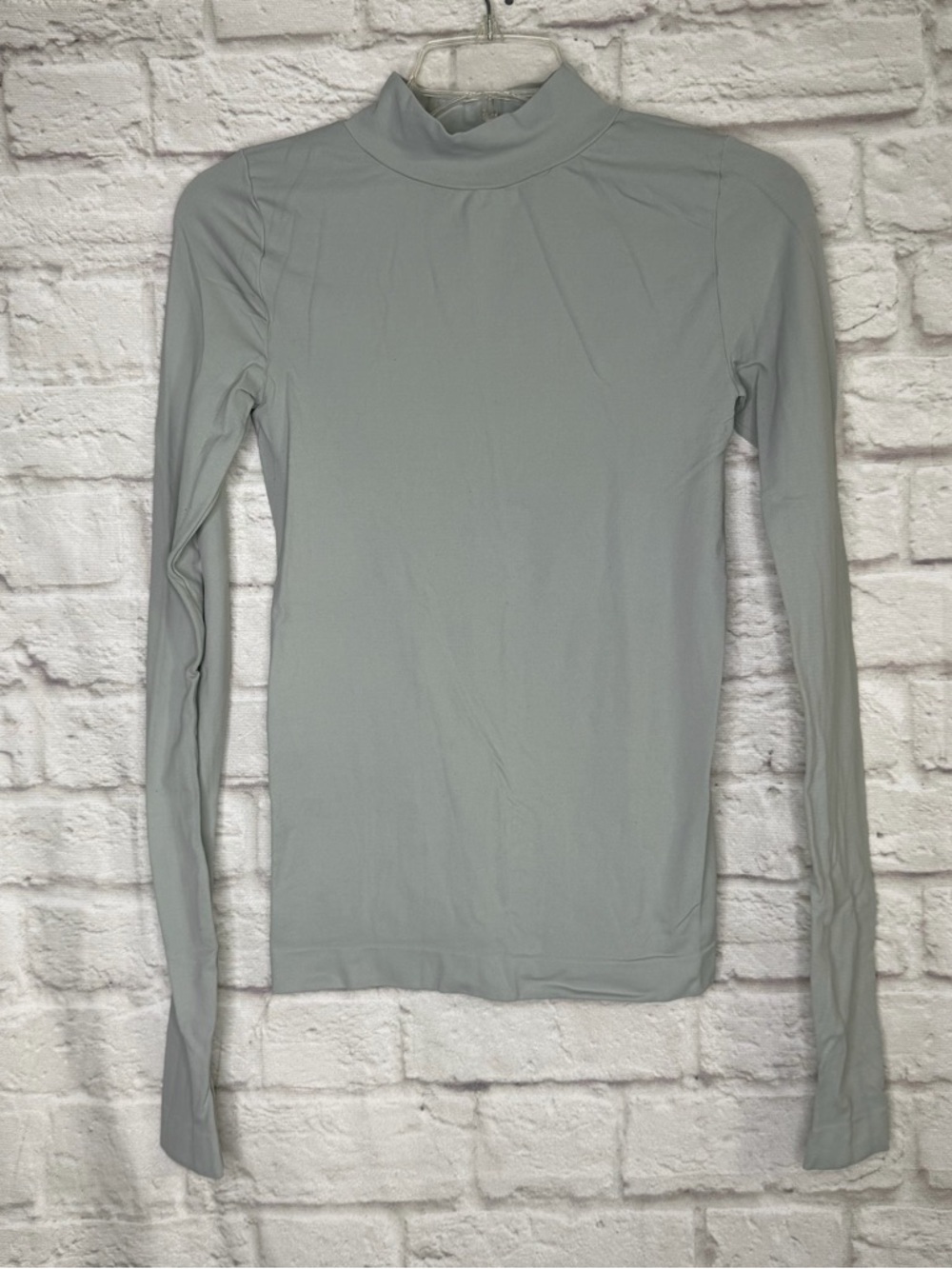 Intimately Free People Light Gray Mock Neck Long Sleeve Top - Size: M/L